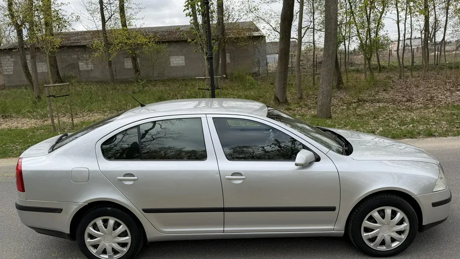 SKODA Octavia -