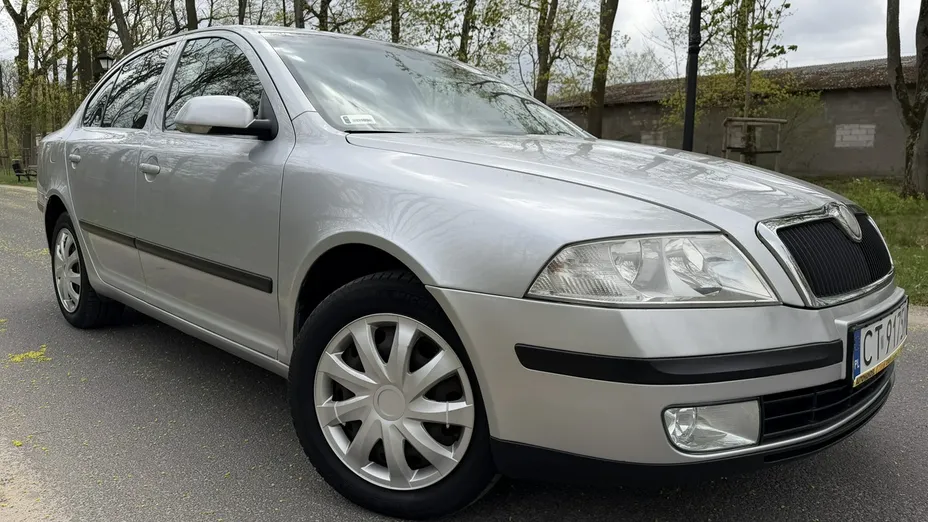 SKODA Octavia -