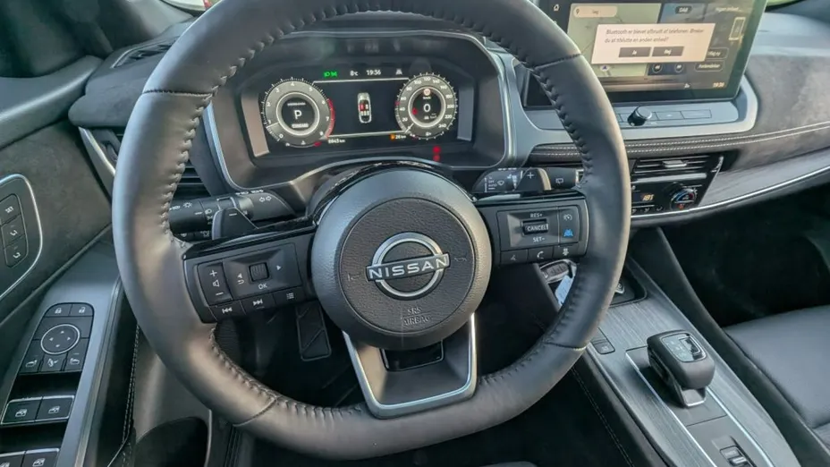 NISSAN Qashqai -