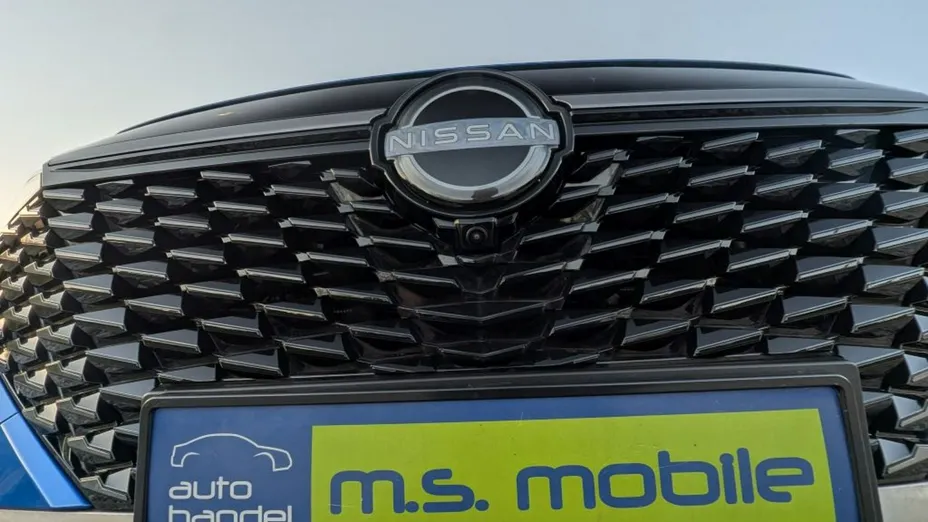 NISSAN Qashqai -