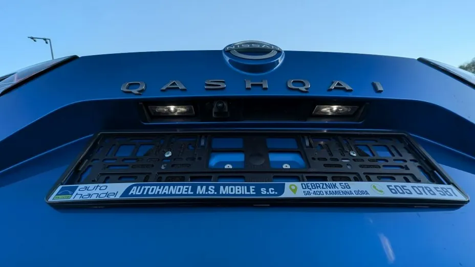 NISSAN Qashqai -