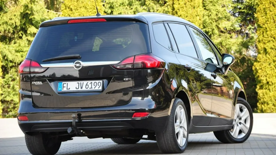 OPEL Zafira -