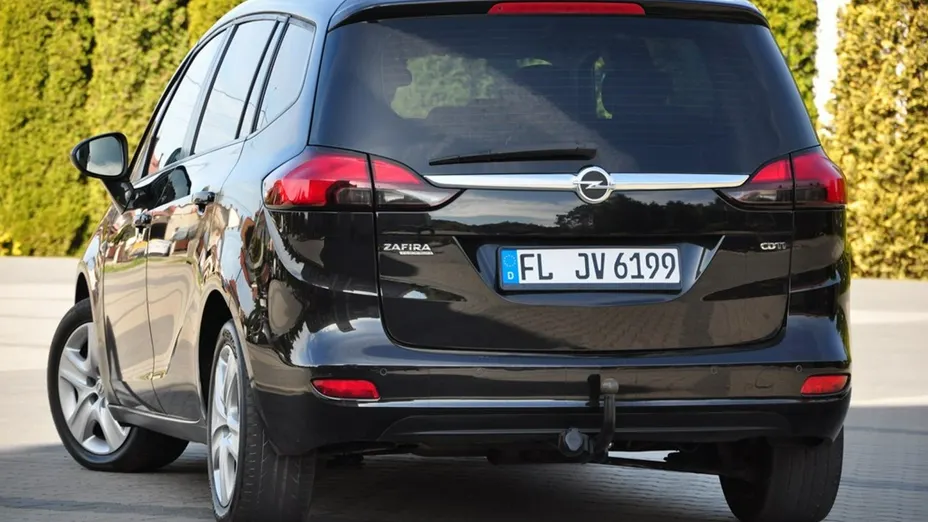 OPEL Zafira -