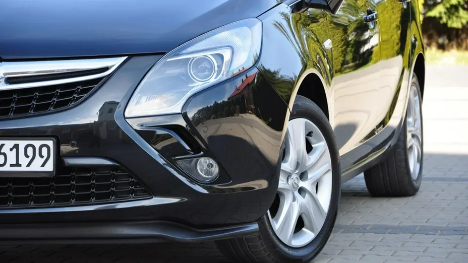 OPEL Zafira -
