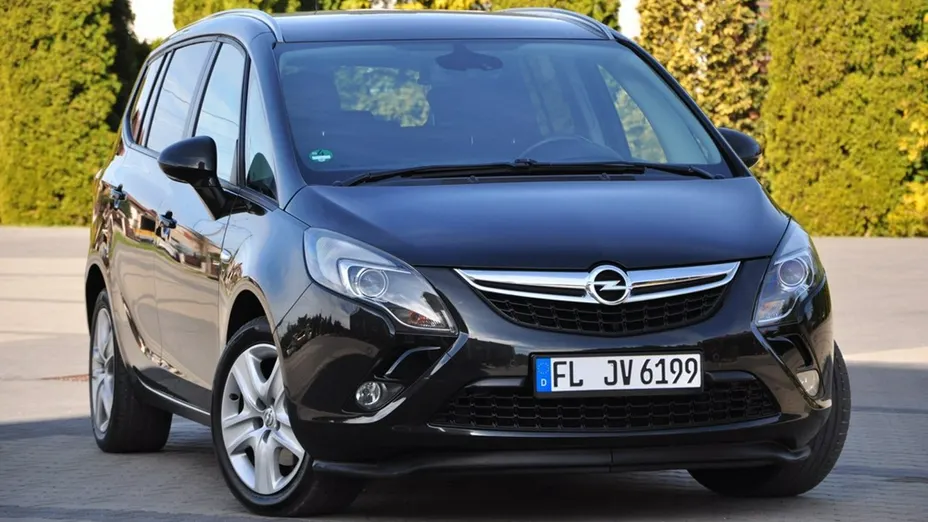 OPEL Zafira -