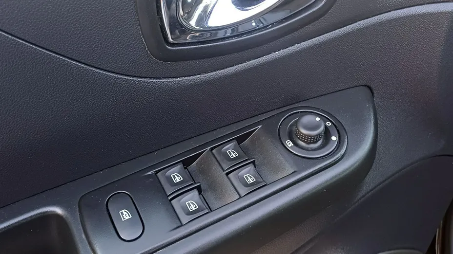 RENAULT Captur -