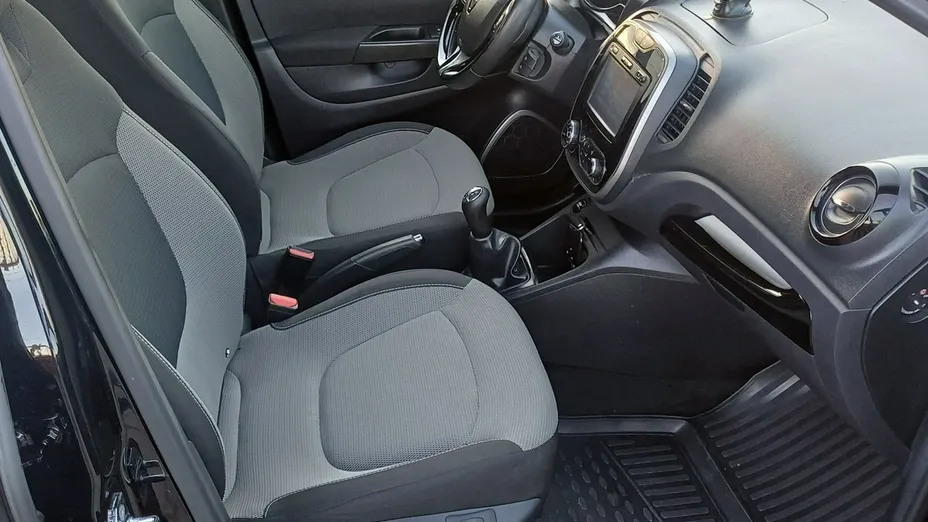 RENAULT Captur -