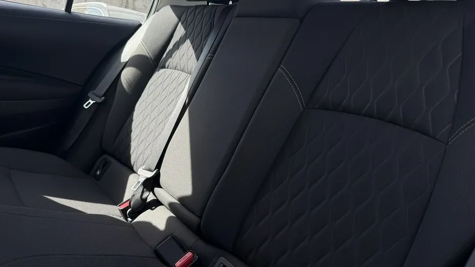 TOYOTA Corolla -