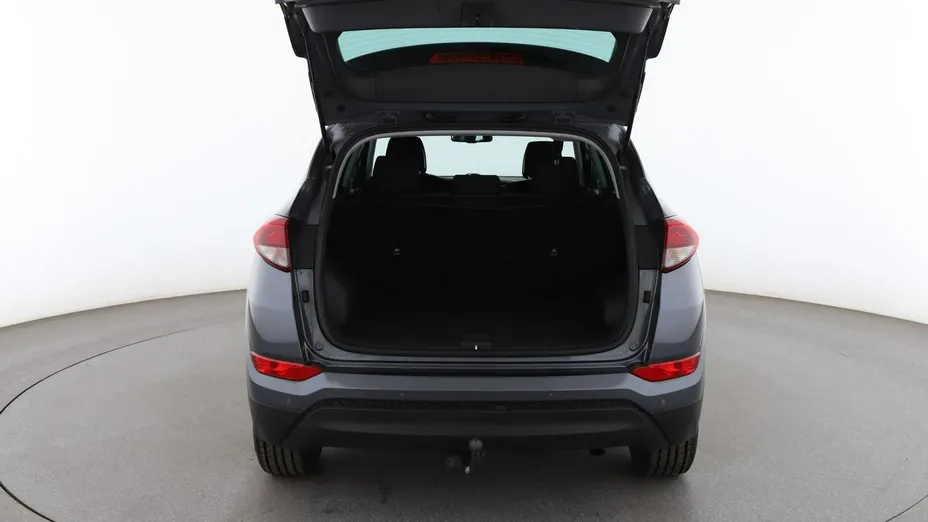 HYUNDAI Tucson -