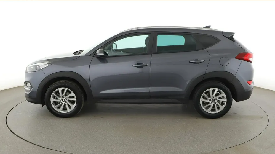HYUNDAI Tucson -