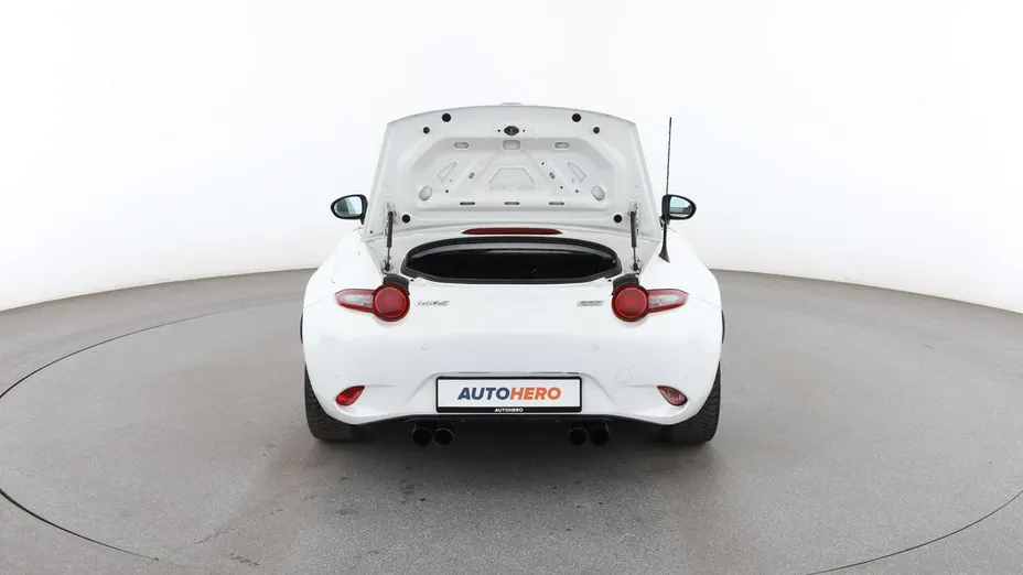 MAZDA MX-5 -