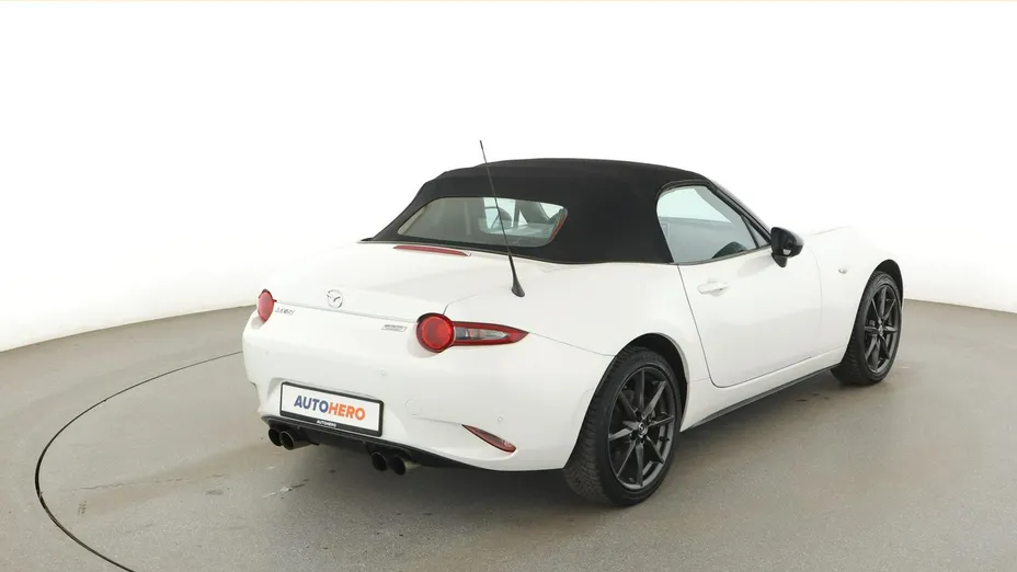 MAZDA MX-5 -