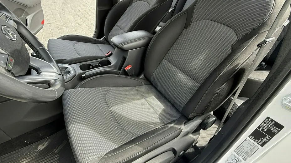 HYUNDAI i30 -