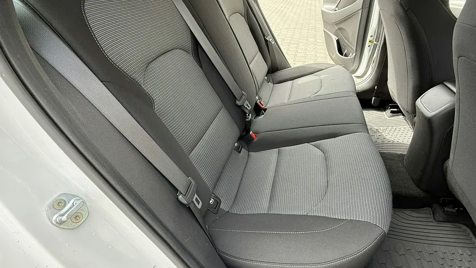 HYUNDAI i30 -