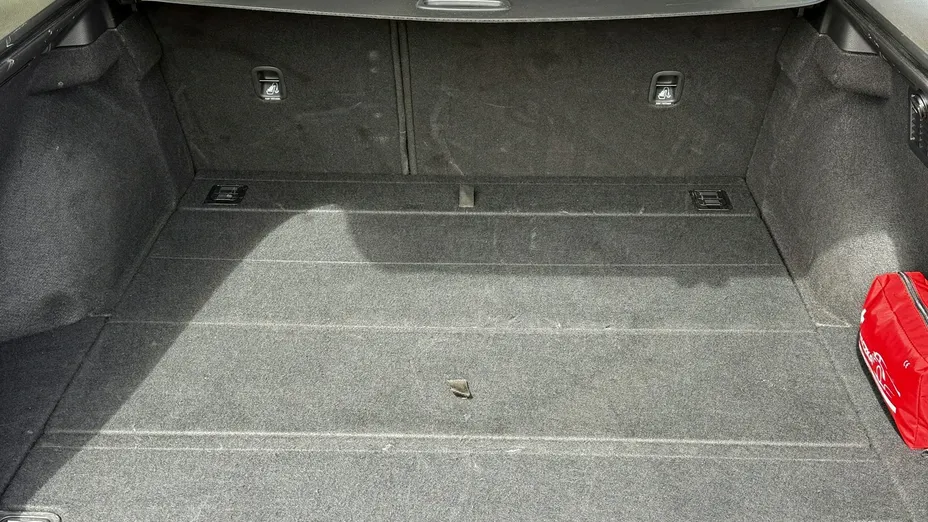 HYUNDAI i30 -