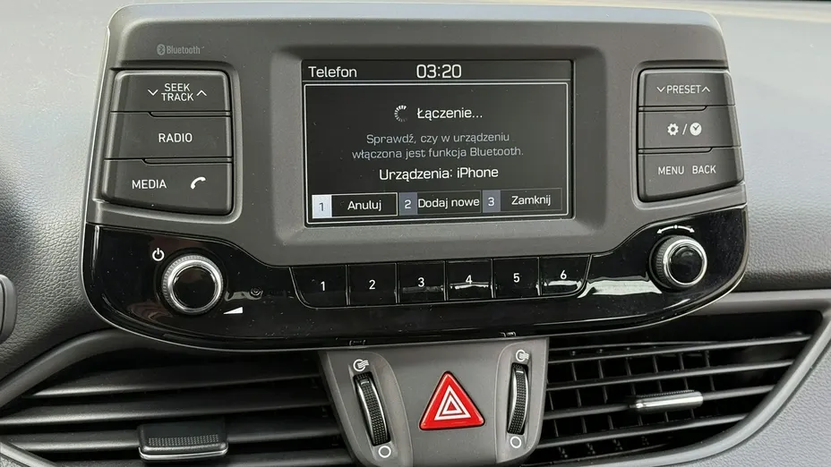 HYUNDAI i30 -