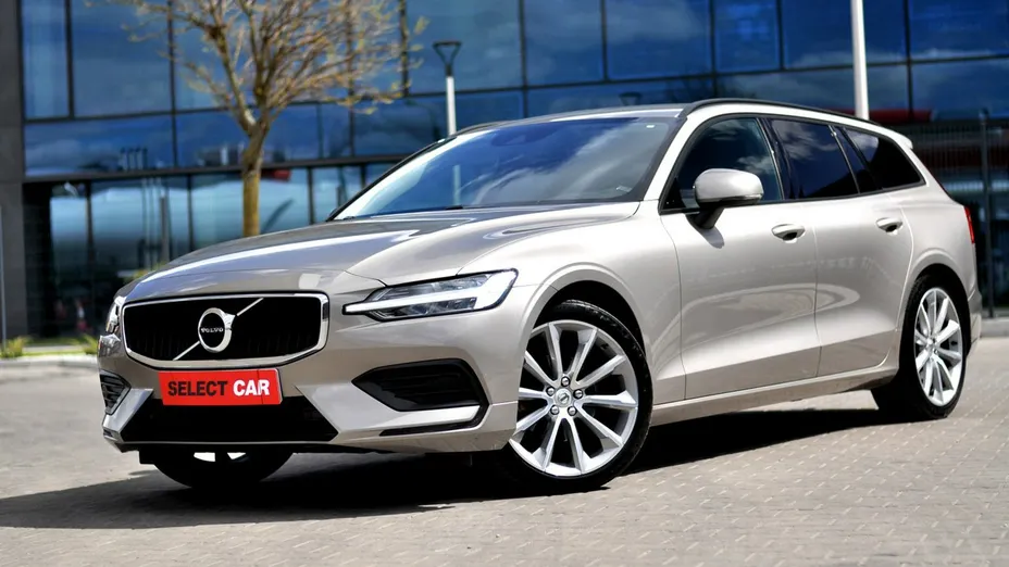 VOLVO V60 -