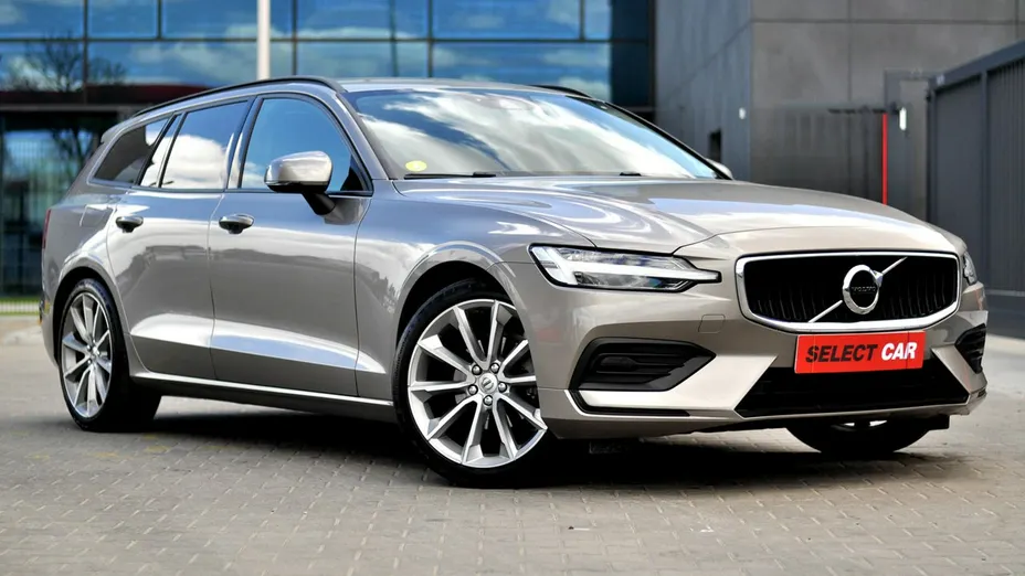 VOLVO V60 -
