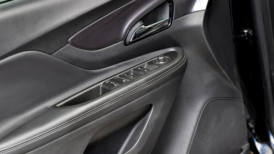 OPEL Mokka -