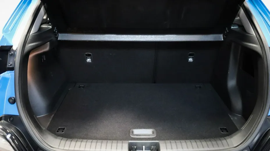 HYUNDAI Kona -