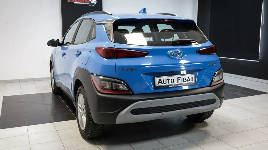 HYUNDAI Kona -
