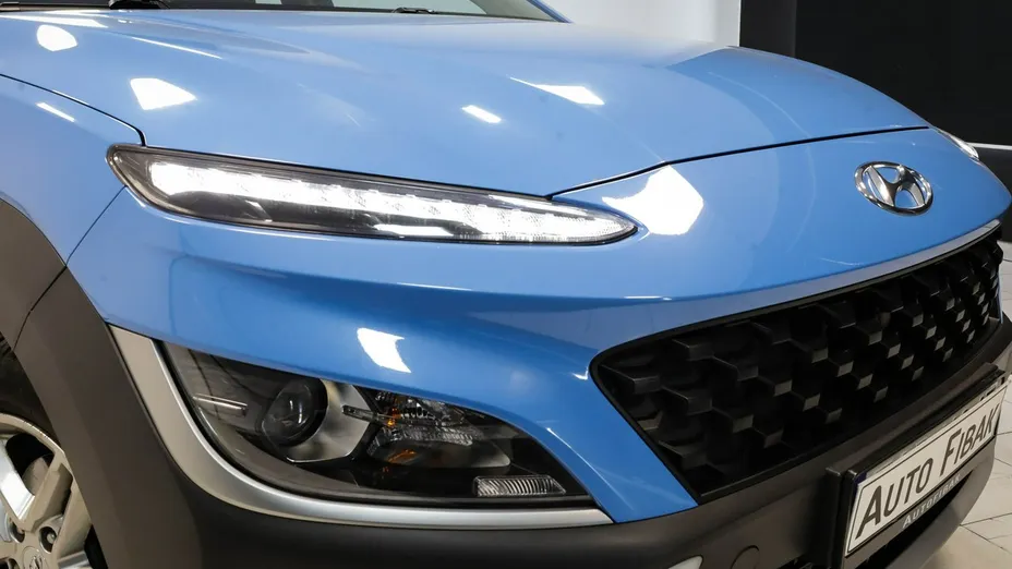 HYUNDAI Kona -