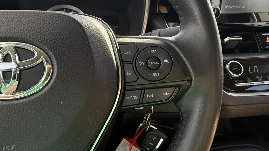 TOYOTA Corolla -