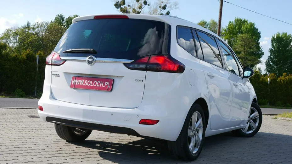 OPEL Zafira -