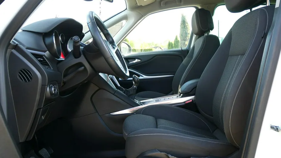 OPEL Zafira -