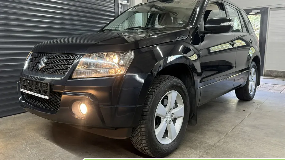 SUZUKI Grand Vitara -