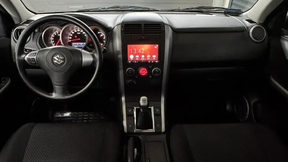 SUZUKI Grand Vitara -