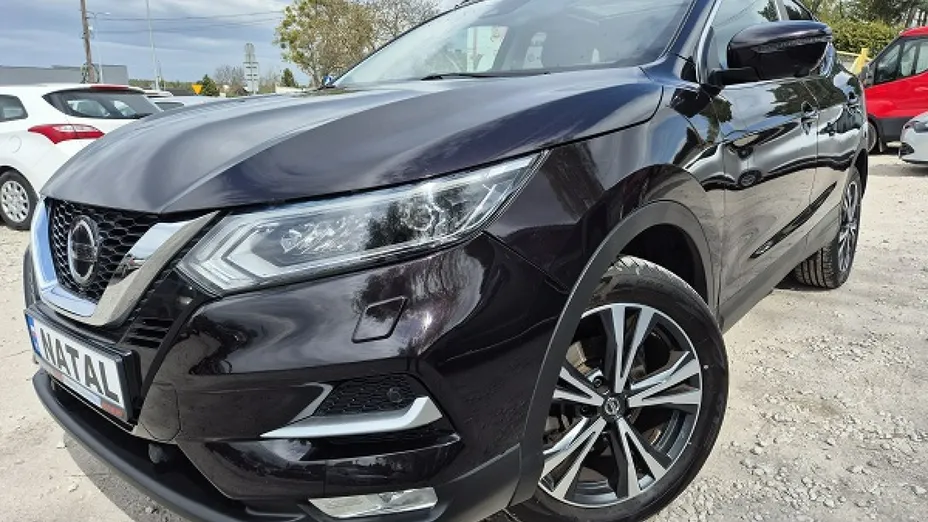 NISSAN Qashqai -