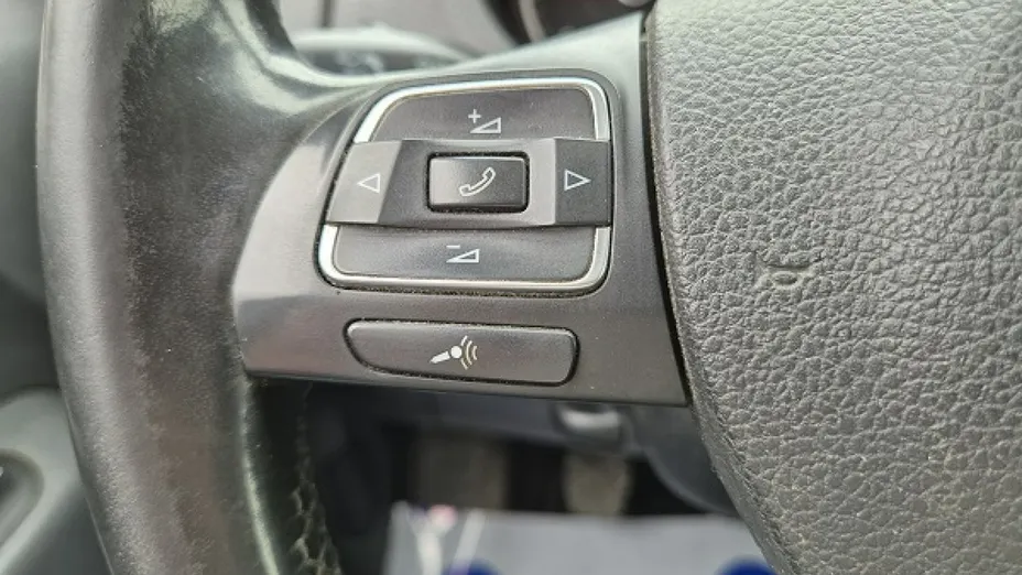 VOLKSWAGEN Amarok -