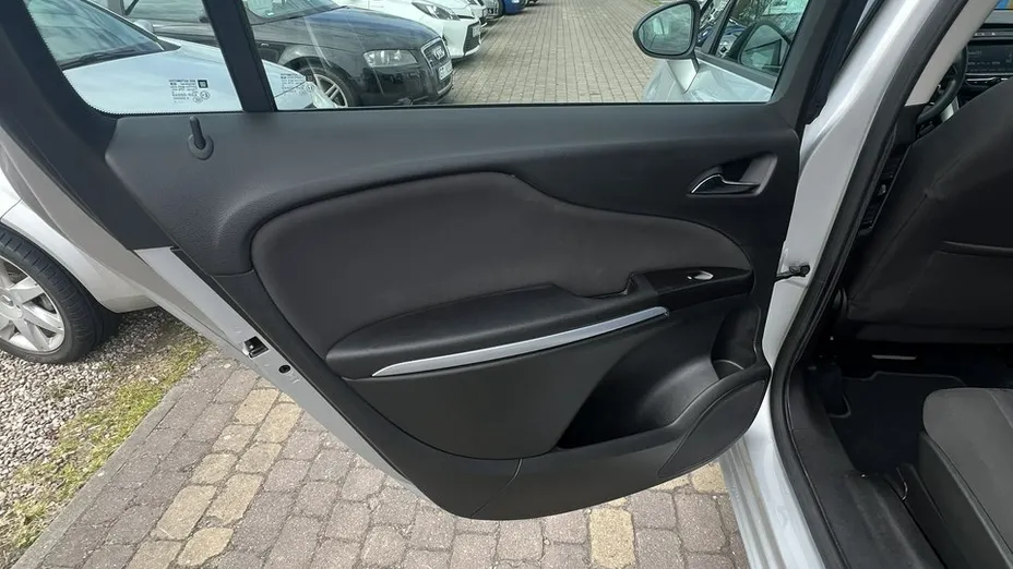 OPEL Zafira -