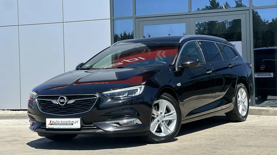 OPEL Insignia -