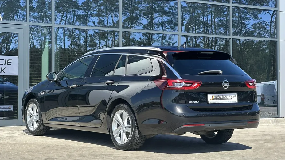 OPEL Insignia -