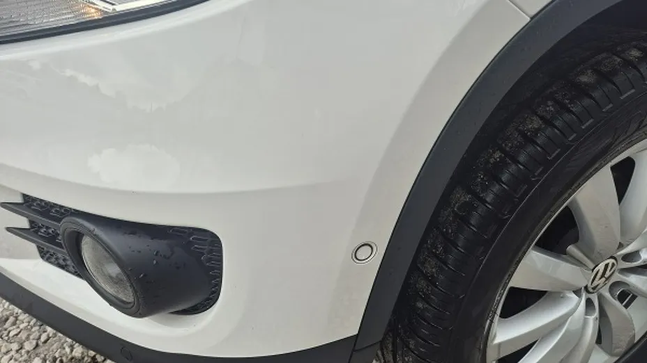 VOLKSWAGEN Tiguan -