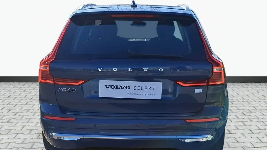 VOLVO XC60 -
