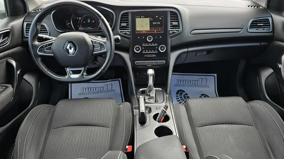 RENAULT Megane -