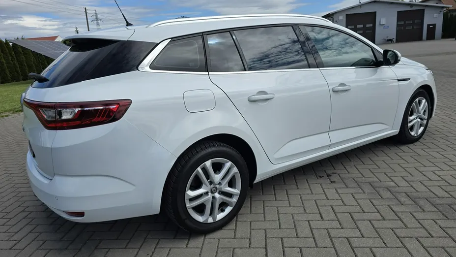 RENAULT Megane -