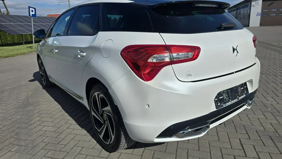CITROEN DS5 -