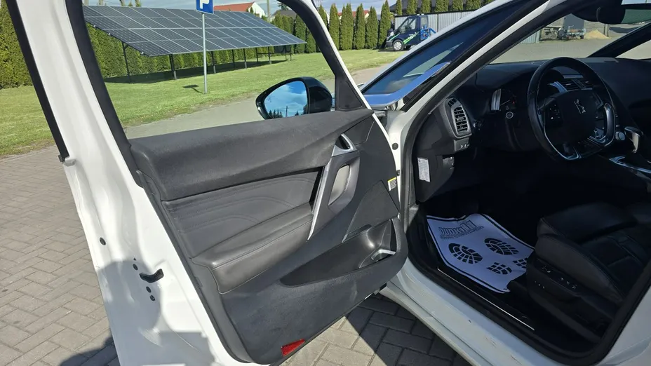 CITROEN DS5 -