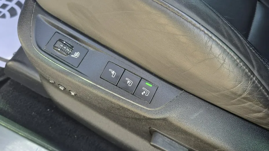 CITROEN DS5 -