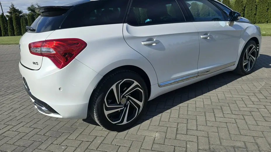 CITROEN DS5 -