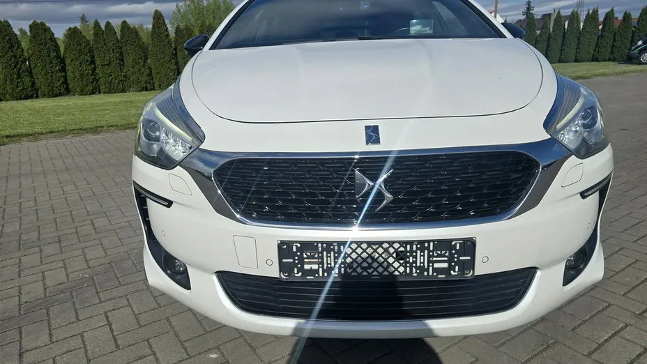 CITROEN DS5 -