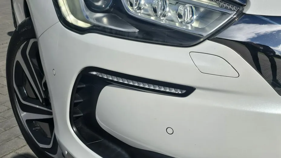 CITROEN DS5 -