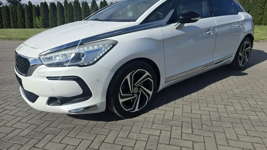 CITROEN DS5 -