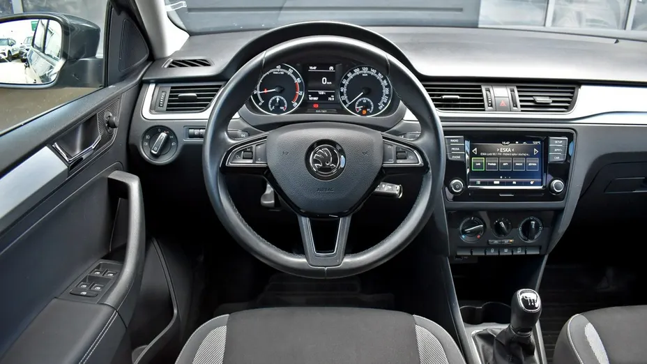 SKODA Rapid -