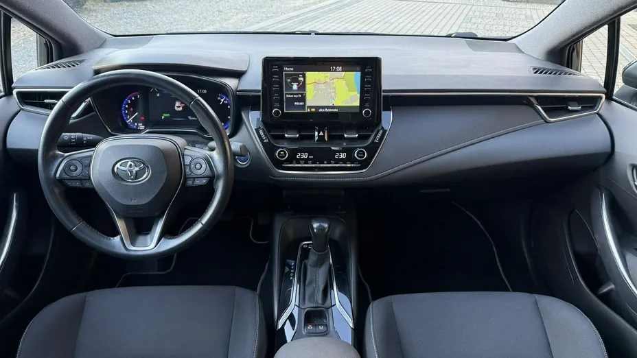 TOYOTA Corolla -