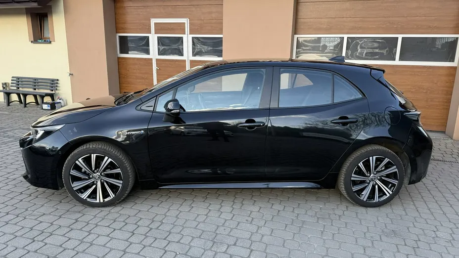 TOYOTA Corolla -